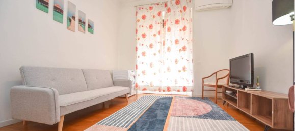 2 bedrooms Apartment in Milan, Italy No. 328408 3
