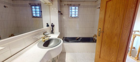 4 Schlafzimmer Stadthaus in Zaragoza, Spain, Nr. 65071 40