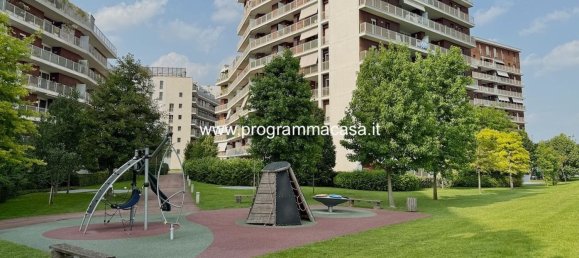 3 rooms Apartment in Segrate, Italy No. 257717 2