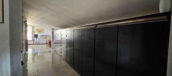 1 bedroom Apartment in Rome, Italy No. 200097 5