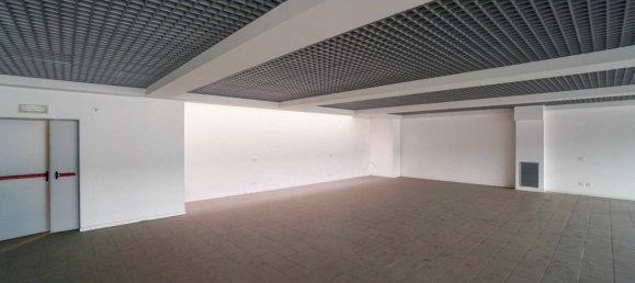 Офис с 1 комнатой в Верона, Италия № 164542 4