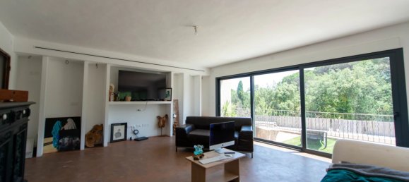 4 غرف نوم عقار تجاري في Grimaud, France رقم 908 5