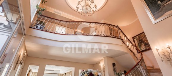 8 bedrooms Villa in Estepona, Spain No. 24235 6