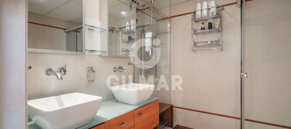 8 bedrooms Villa in Estepona, Spain No. 24235 15