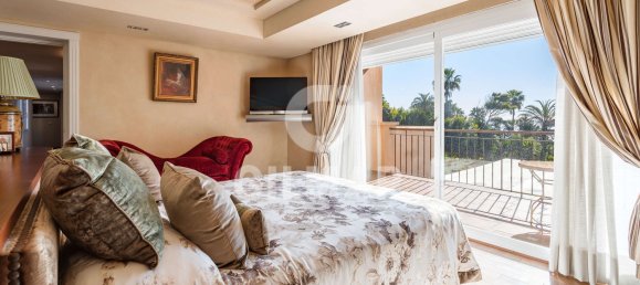 8 bedrooms Villa in Estepona, Spain No. 24235 11