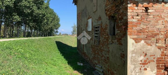 Studio in Mestrino, Italy No. 108705 22