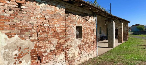 Studio in Mestrino, Italy No. 108705 15