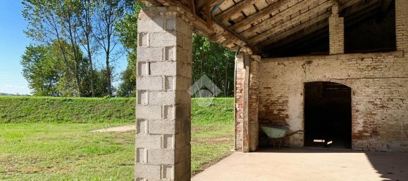 Studio in Mestrino, Italy No. 108705 19