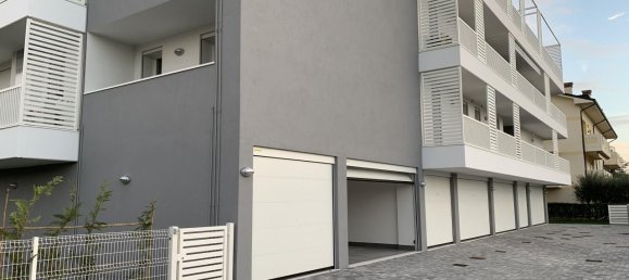 4غرفة شقة في Selvazzano Dentro, Italy رقم 21820 2