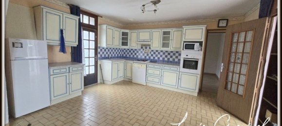 2 bedrooms House in Soulvache, France No. 103152 2