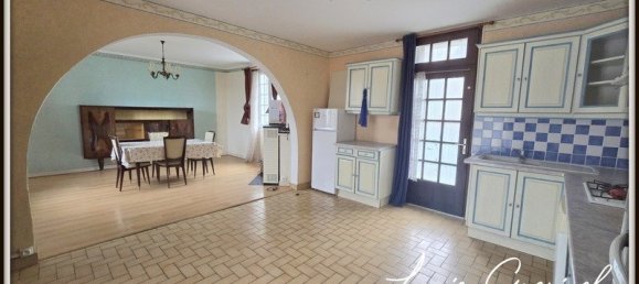 2 bedrooms House in Soulvache, France No. 103152 4