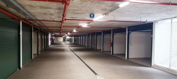 1-Zimmer Garage in Turin, Italy, Nr. 170897 4