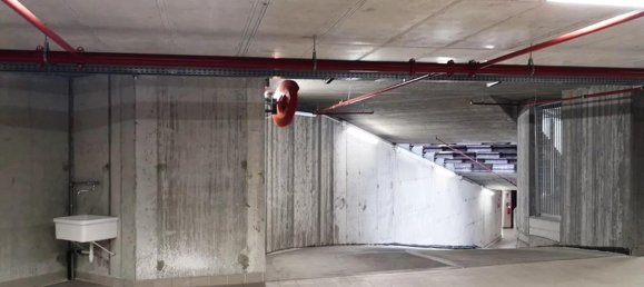 1-Zimmer Garage in Turin, Italy, Nr. 170897 3