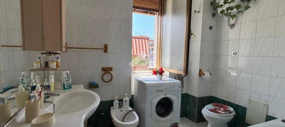3 Schlafzimmer Wohnung in Naples, Italy, Nr. 273372 20