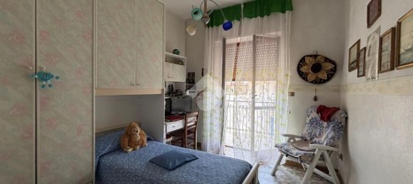 3 Schlafzimmer Wohnung in Naples, Italy, Nr. 273372 17