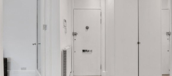 1 bedroom Apartment in St Johns Wood, United Kingdom No. 7495 22