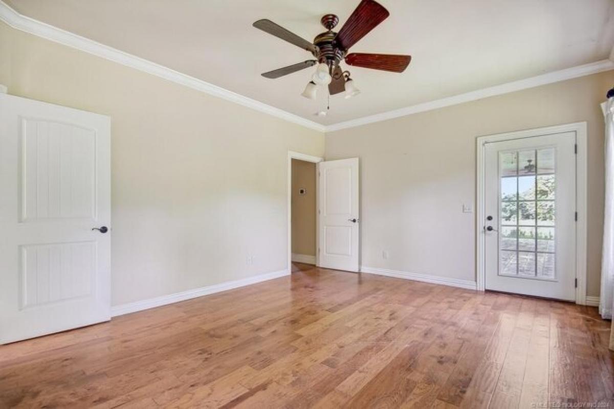  Land in Tahlequah, USA No. 492363