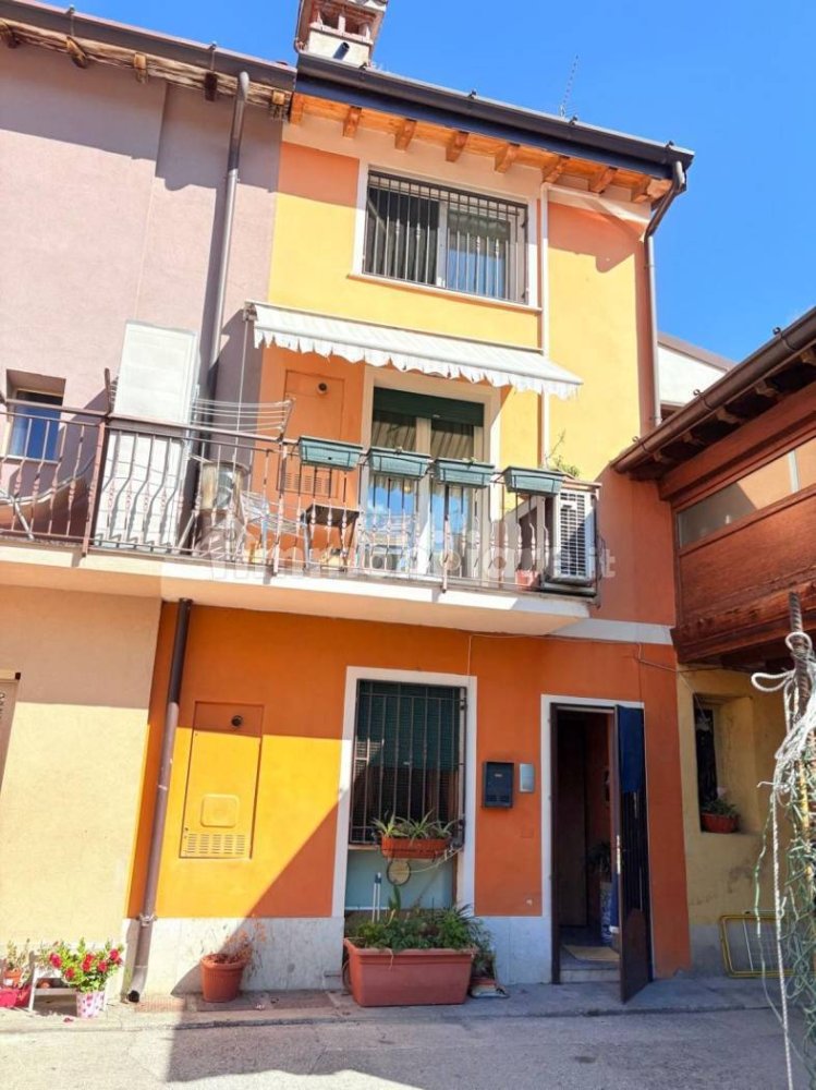 2 bedrooms Apartment in Nave, Italy No. 312814