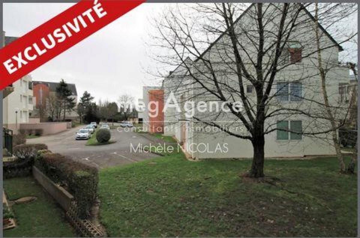 Studio in Vannes, France No. 15679