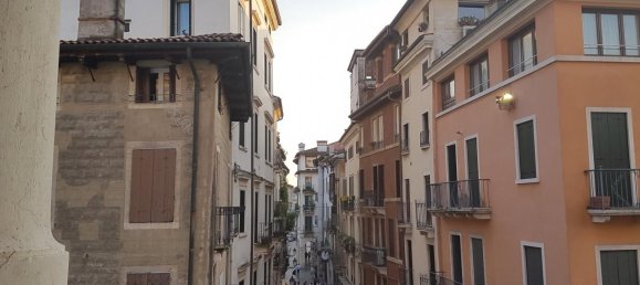 Edifício de 7 divisões em Vicenza, Italy N.º 228176 17