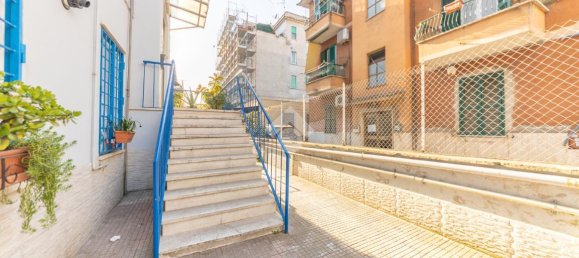 Studio in Rome, Italy No. 38579 14