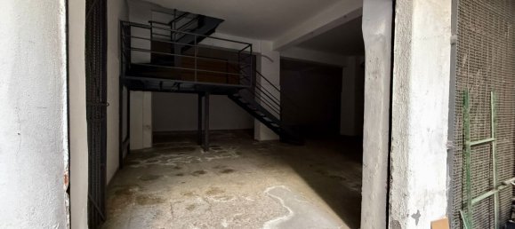 280m² Commercial property in Catania, Italy No. 311048 13