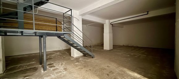 280m² Commercial property in Catania, Italy No. 311048 14