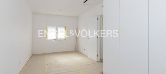 4 غرف نوم منزل في Lisbon, Portugal رقم 119681 31