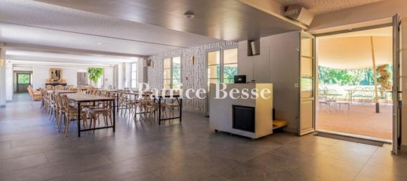 Дом с 12 спальнями в Шантийи, Франция № 300322 14