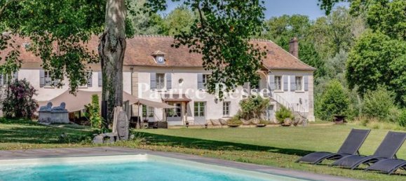 Дом с 12 спальнями в Шантийи, Франция № 300322 18