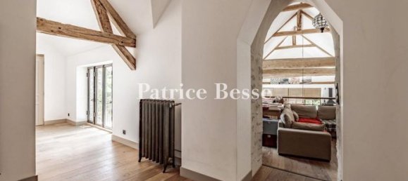 Дом с 12 спальнями в Шантийи, Франция № 300322 8