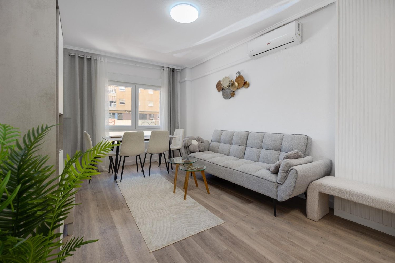 54m² appartement à vendre à Torrevieja, Alicante, Valencian Community, Spain № 369932