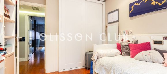 4 bedrooms Duplex in Madrid, Spain No. 23235 23