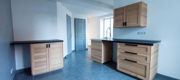 Casa de 5 dormitorios en Gaye, France No. 253700 11