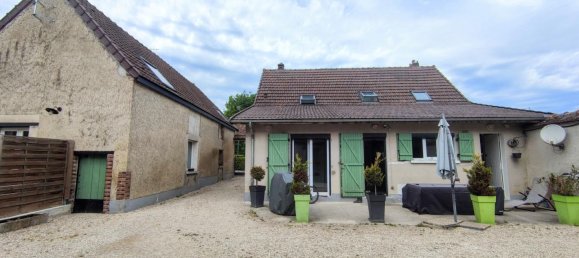 Casa de 5 dormitorios en Gaye, France No. 253700 2