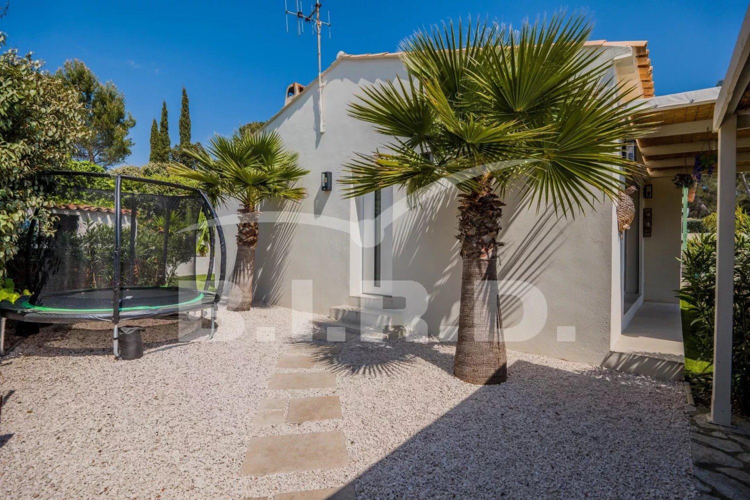 3 bedrooms Villa in Frejus, France No. 353241