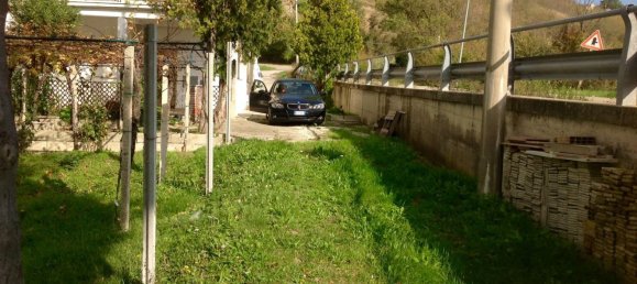 8 rooms House in Civitaquana, Italy No. 251054 16