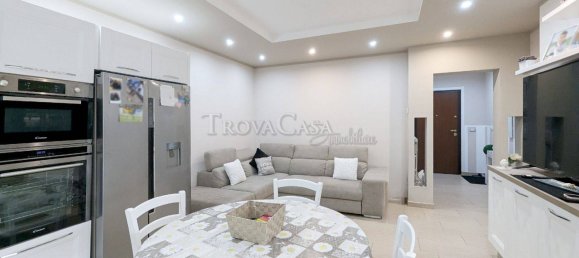 3 bedrooms Apartment in Fidenza, Italy No. 330275 4
