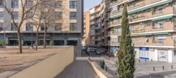 585m² Commercial property in Granada, Spain No. 181214 9
