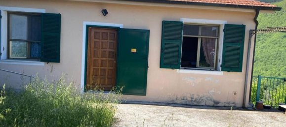 3 rooms Villa in Imperia, Italy No. 21062 3
