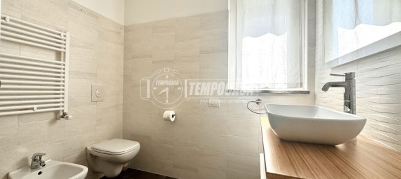 Apartamento de 3 divisões em Rozzano, Italy N.º 258138 2