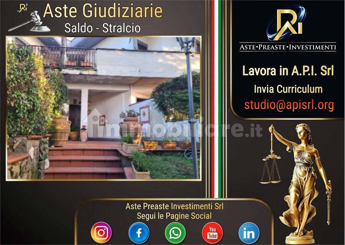 5 غرف نوم فيلا في Grottaferrata, Italy رقم 284910