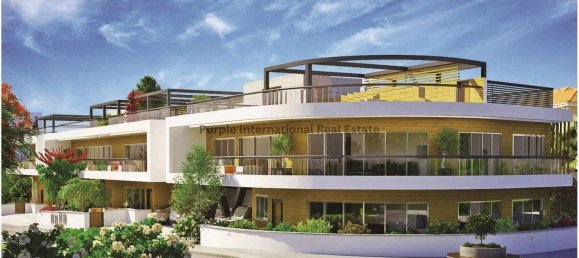 3 bedrooms Apartment in Paphos, Cyprus No. 1196 3