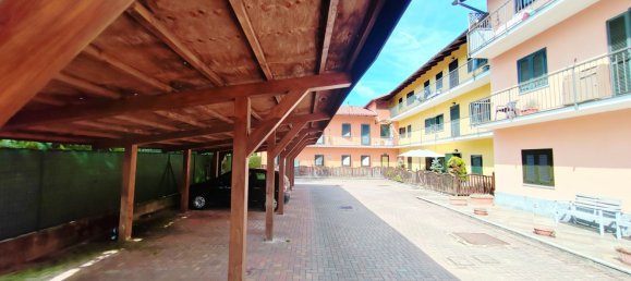 3 bedrooms Apartment in Roasio, Italy No. 371477 4