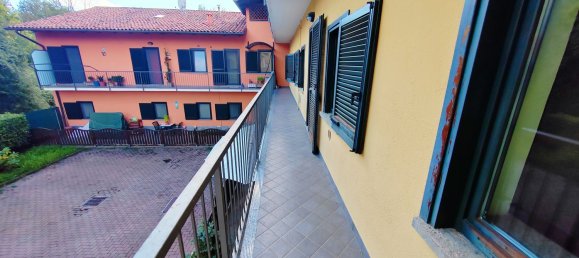 3 bedrooms Apartment in Roasio, Italy No. 371477 16