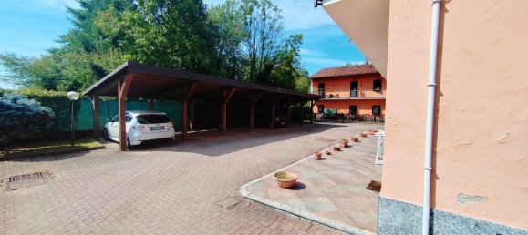 3 bedrooms Apartment in Roasio, Italy No. 371477 6