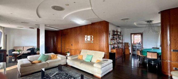 4 rooms Apartment in Rome, Italy No. 33329 4