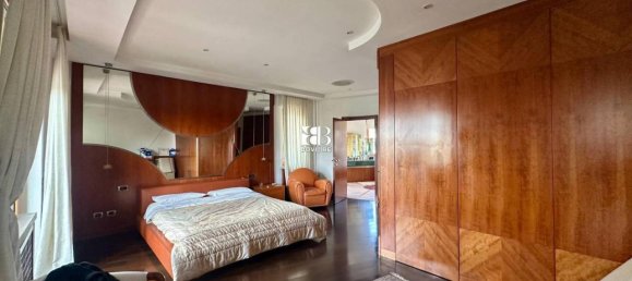 4 rooms Apartment in Rome, Italy No. 33329 7