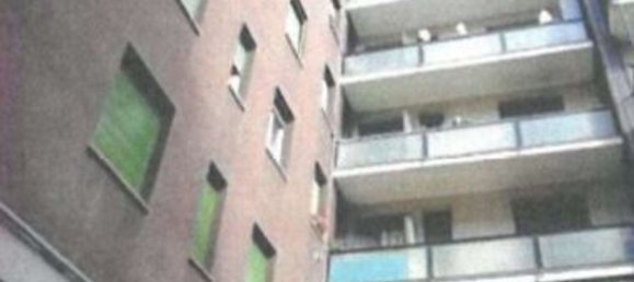 2 rooms Apartment in Milan, Italy No. 246018 5