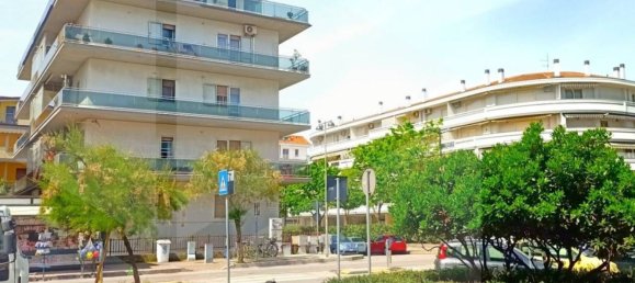 Квартира с 5 комнатами в Пескара, Италия № 28335 2